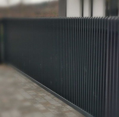 Sliding gate with metal tubing 40x20, up to 45 degree angle, filling